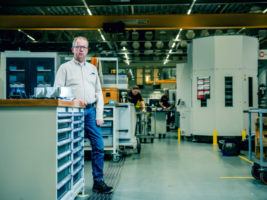 Rob tussen onze krachtpatsers,  CNC draaien en frezen