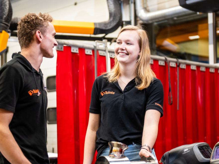 Constructiebankwerker Yip & leerling Nannique