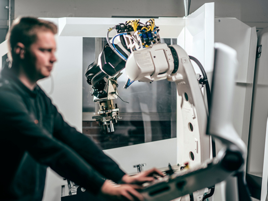 CNC draaibank met robot