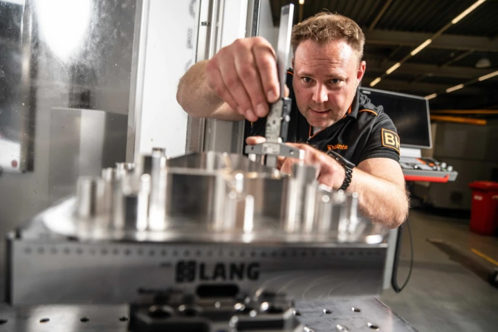 Tuinte complexe onderdelenproductie cnc frezen 5