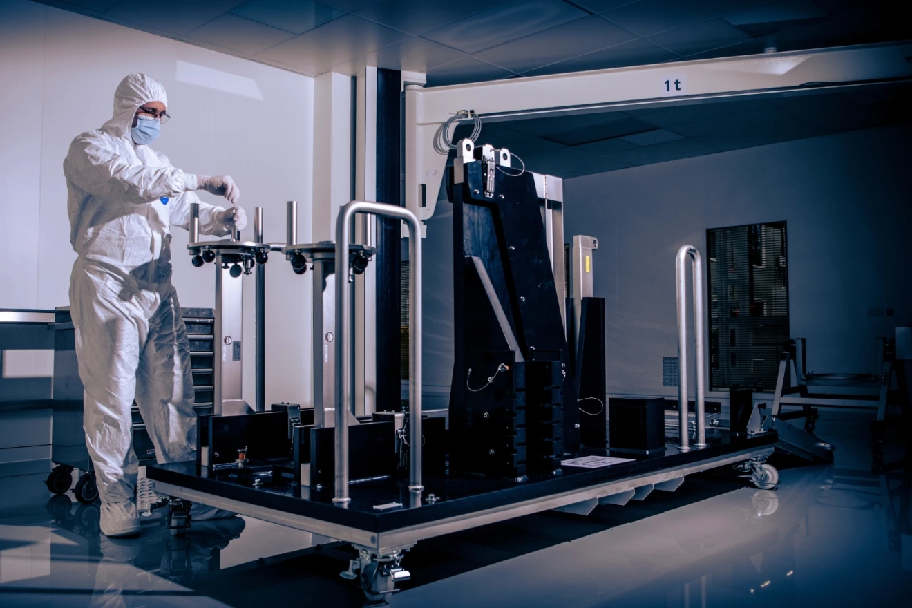 Cleanroom assembly hightech tuinte hengevelde 01