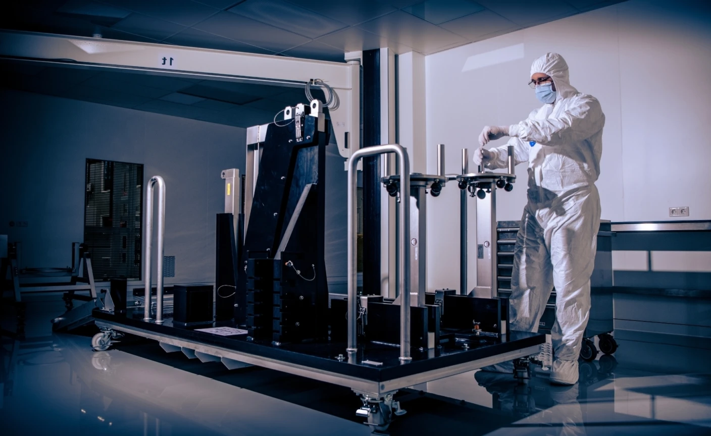 Cleanroom assembly hightech tuinte hengevelde 01