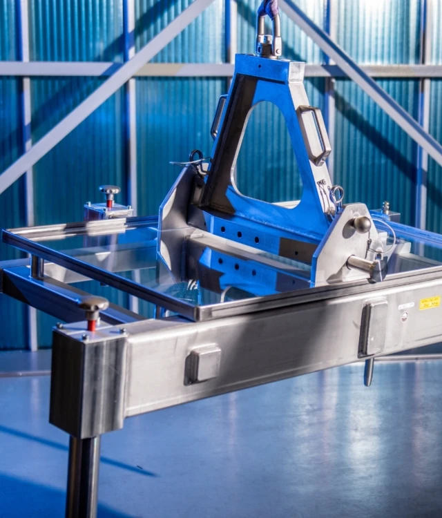 Hijstool, combinatie van diverse bewerkingen, geassembleerd en getest