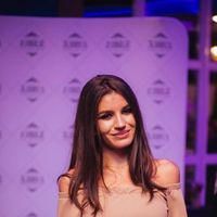 imagine profil Laura