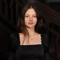 imagine profil Iulia