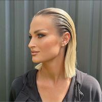 imagine profil Iulia