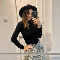 imagine profil Teodora
