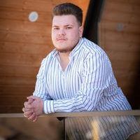 imagine profil Iulian