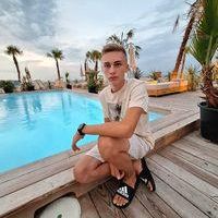 imagine profil Liviu