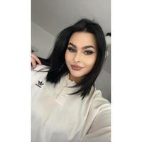 imagine profil Larisa