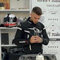 imagine profil Valentin