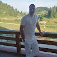 imagine profil Valentin-Adrian