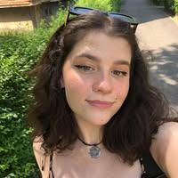 imagine profil Iuliana