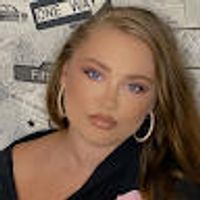 imagine profil Laura Ana Maria