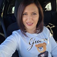 imagine profil Larisa