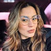 imagine profil Elena