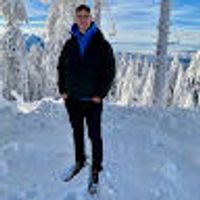 imagine profil Iulian