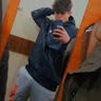 imagine profil Valentin