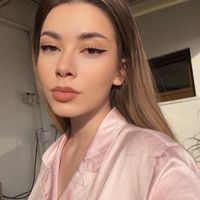 imagine profil Adina