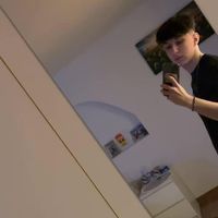 imagine profil Iulian