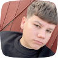 imagine profil Iulian