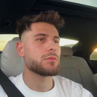 imagine profil Adrian