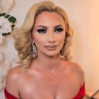 imagine profil Cristina