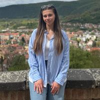 imagine profil Laura