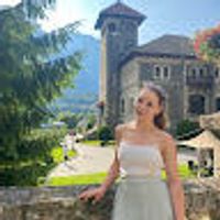 imagine profil Iulia