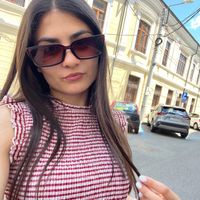 imagine profil Raluca