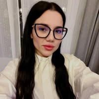 imagine profil Larisa