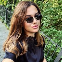 imagine profil Adriana