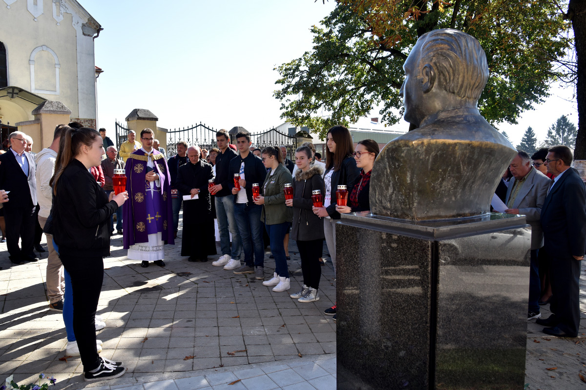 Istaknuta fotografija