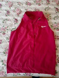 Nike top