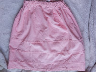 Suknjica s veličine samt