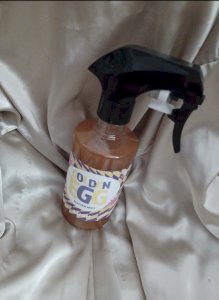 LUSH Golden Egg Glitter Body Mist %