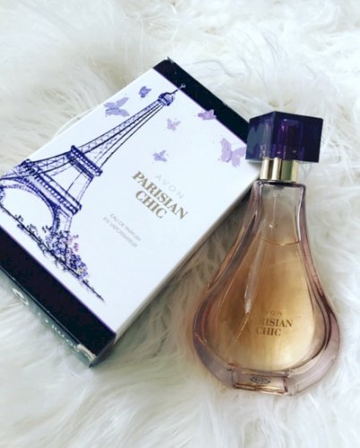 Parfem Parisian chic parfem 50 ml NOVO