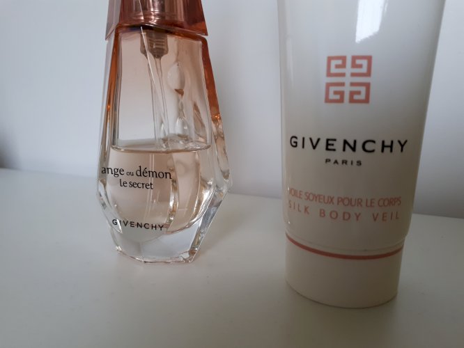 Givenchy Ange ou demon le secret set