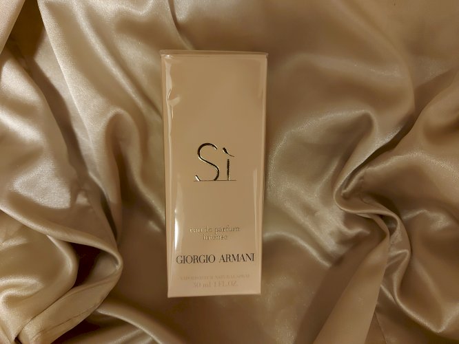 Giorgio Armani Si EdP Intense 30ml Novo