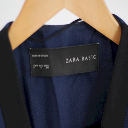 HTM21 NJM18 Zara plavi sako