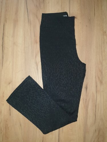 Zara hlace