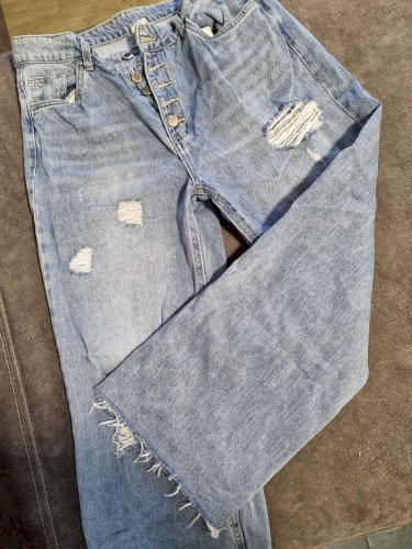 traperice zvonolikih nogavica s poderotinama 42 boyfriend model 