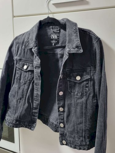 Zara crna jeans jakna nova
