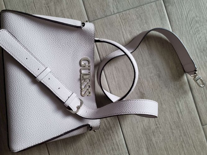 Guess UPTOWN chick torba nova