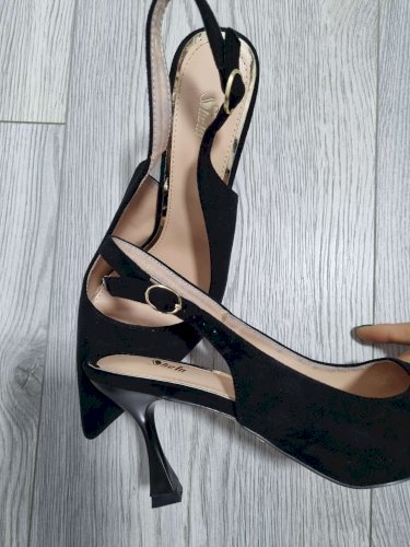 Sandale 41 s otvorenom petom