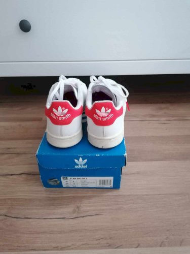 Adidas Stan Smith tenisice br 355