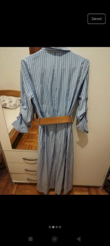 Zara midi haljina na pruge