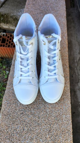 Guess tenisice na skrivene petu