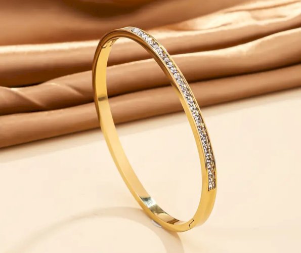 NOVA narukvica s cirkonima