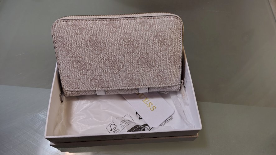 Guess logo novčanik